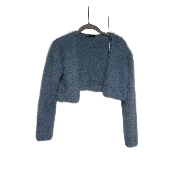 Zara Other - Zara Women's Blue Fuzzy Cropped Sweater Size S